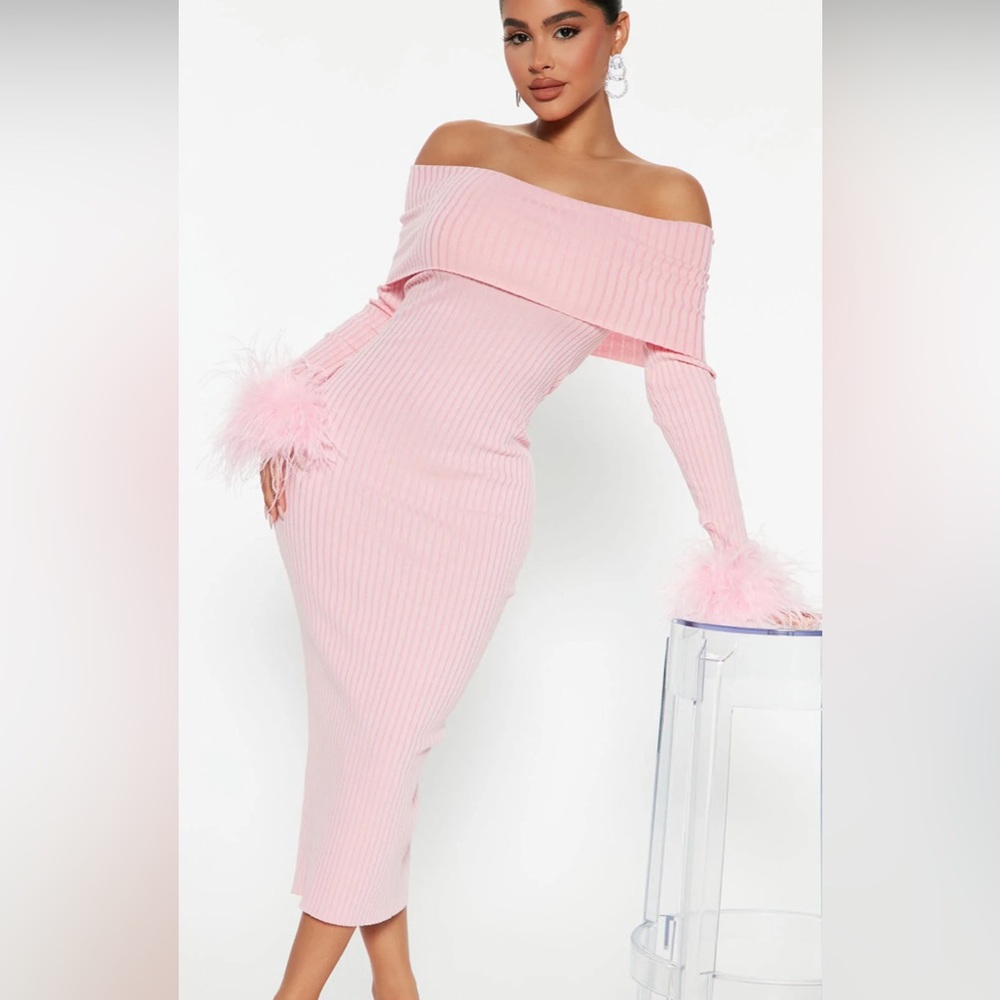 PRETTY IN PINK RIBBED DRESS
